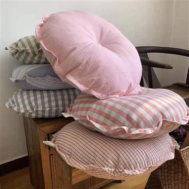 Lub Rooj Zaum Cushion